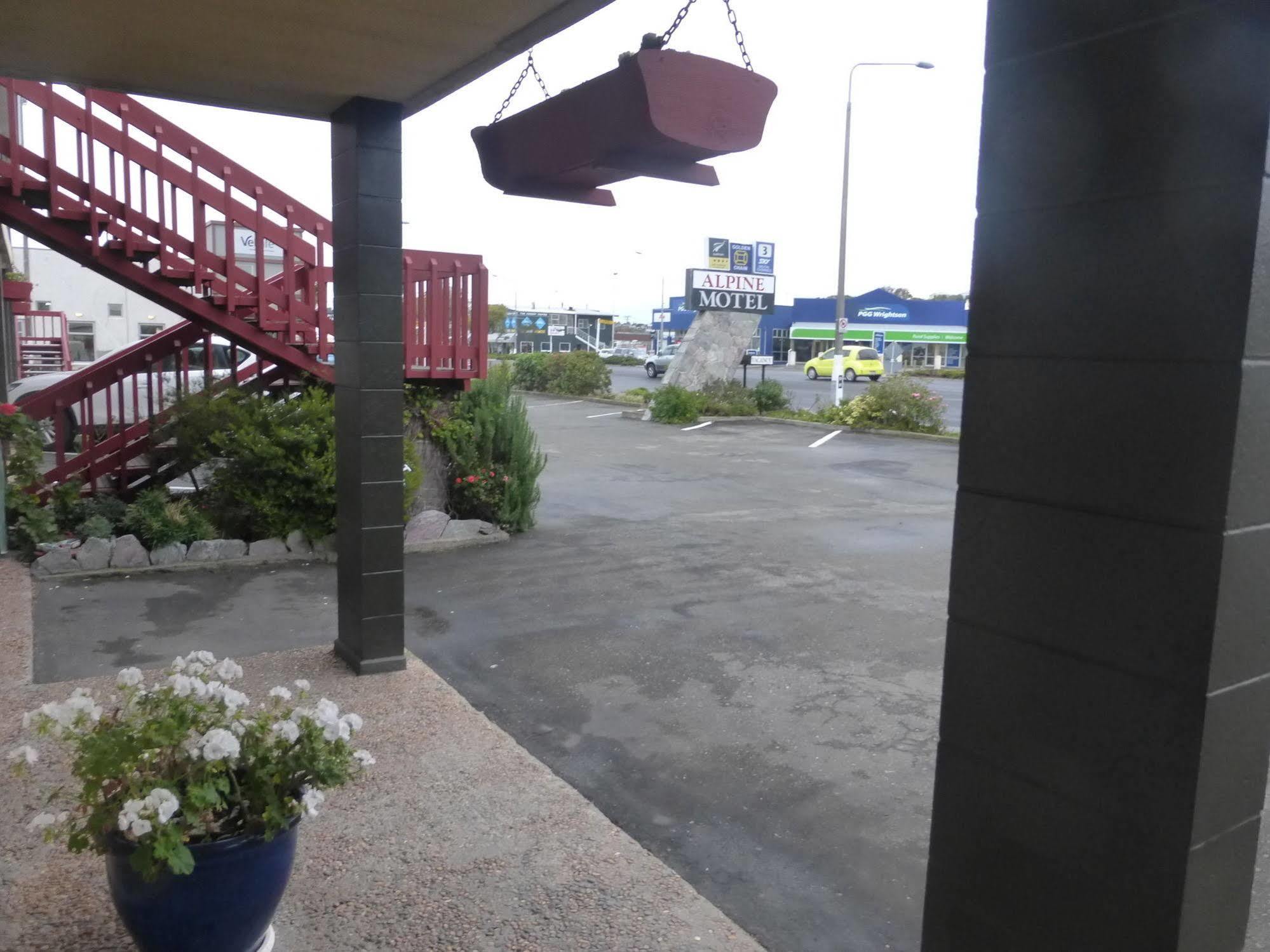 Alpine Motel Oamaru Exterior photo